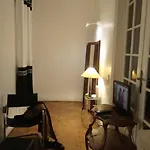 Toureifelchampselysee باريس
