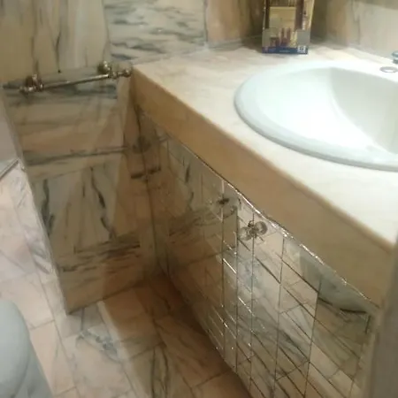 Toureifelchampselysee Paris