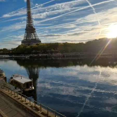 Toureifelchampselysee *