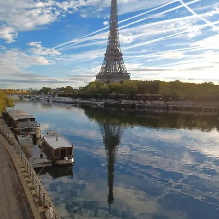 Apartment Toureifelchampselysee Paris