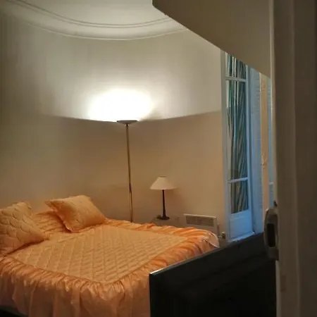 Apartment Toureifelchampselysee Paris