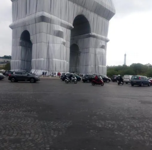 Toureifelchampselysee