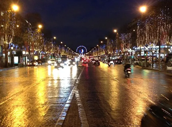 Toureifelchampselysee Appartement Paris