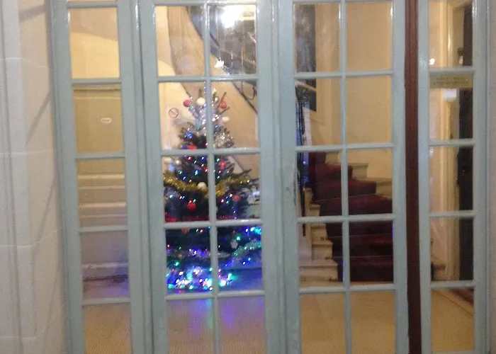 Toureifelchampselysee * Paris