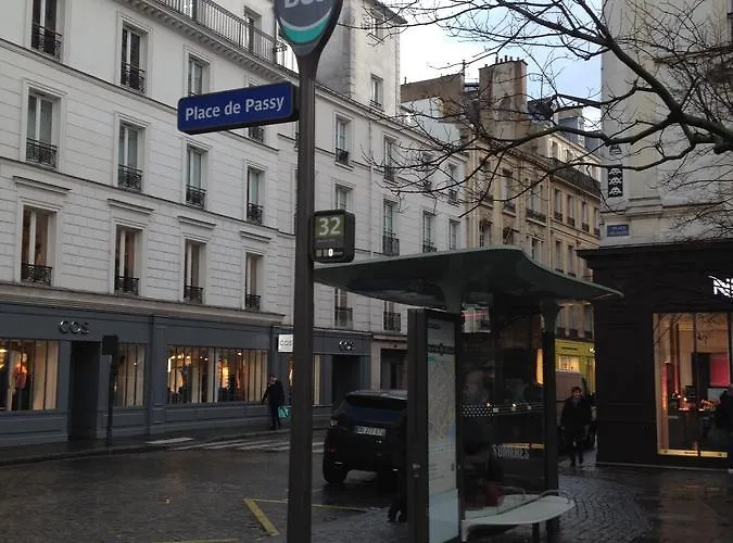 Appartement Toureifelchampselysee Paris