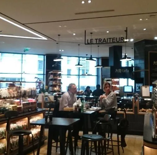 Appartement Toureifelchampselysee Paris