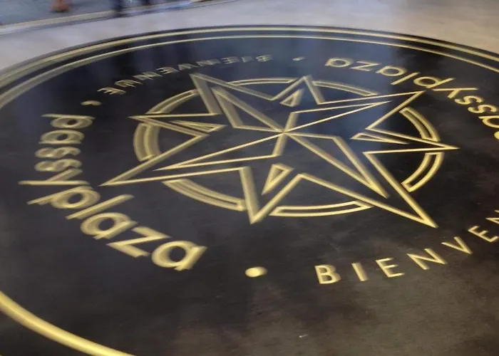 Toureifelchampselysee *