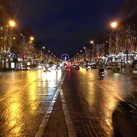 Toureifelchampselysee 아파트 파리